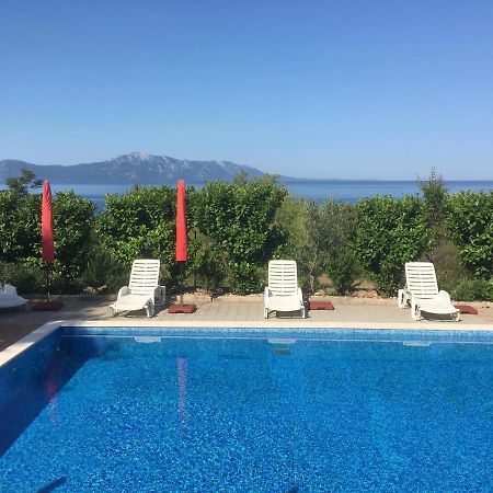 Hotel Lukas Gradac  Bagian luar foto