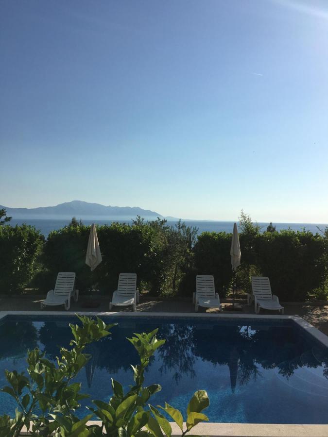 Hotel Lukas Gradac  Bagian luar foto